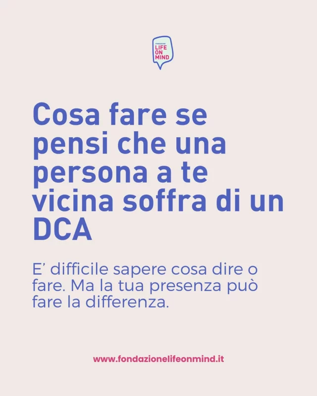 Cosa puoi fare se sospetti che una persona a te vicina soffra di un disturbo alimentare?  Parlare di questi temi può far paura, ma la tua presenza – empatica e non giudicante – può davvero fare la differenza.  Non si possono dare soluzioni, ma già fornire ascolto, attenzione e vicinanza può concretamente fare la differenza.  #dca #dcarecovery #fondazione #aiuto